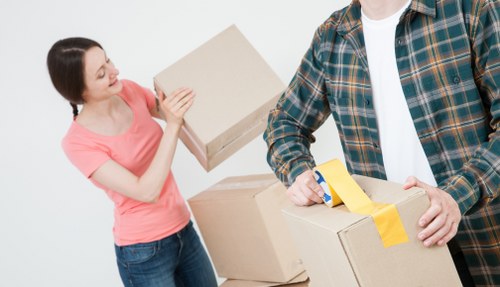 Residential relocation scene highlighting local removals in Falconwood