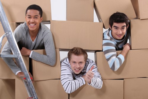 Local mobile storage service in Falconwood for efficient space management