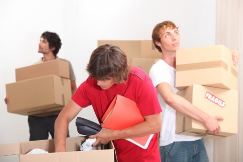 Organized short-term storage unit in Falconwood